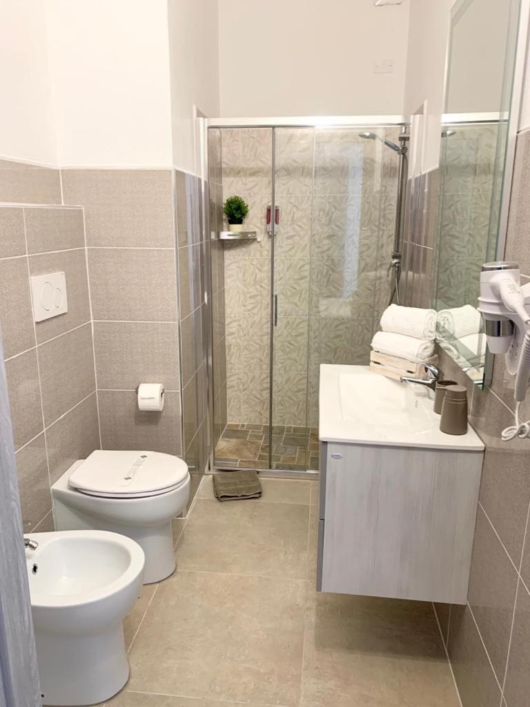 B&B Jolie Suite Villasimius Bagian luar foto